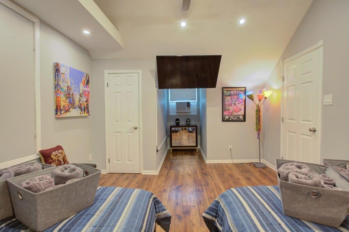 Holiday home Charming Conti Nest With Large Courtyard New Orleans